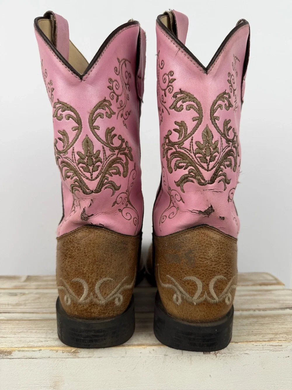 Old West kid's cowboy boots brown leather foot bed pink shaft embroidery size 3